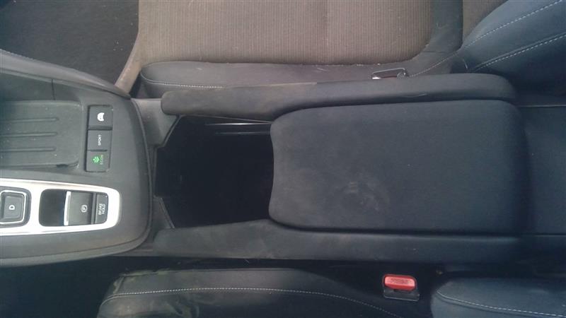 2022 Honda Insight Console, Front, (Floor)